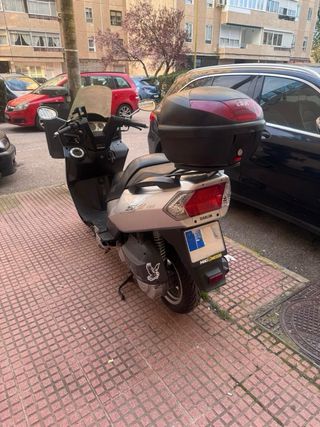 Daelim Maxi Scooter Plata 2005 ITV/Seguro al día