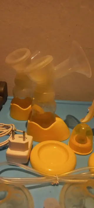 Sacaleches Doble KINYO y Sacaleches NUK jolie