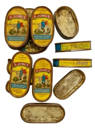 Lote 12  Latas vintage Conservas S Jorge