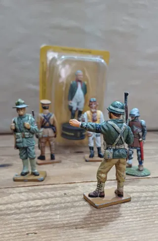 Figuras soldados plomo colección