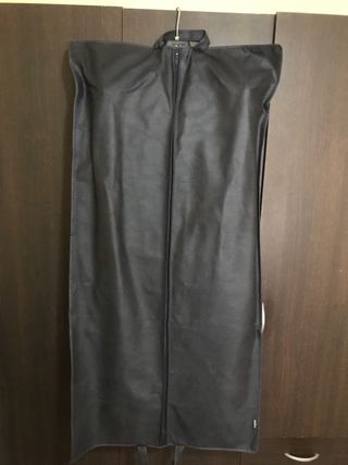 Traje  chaqueta completo beige 2 corbatas y funda