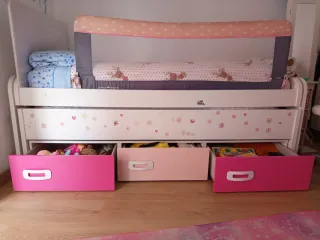 Cama Nido Blanca y Rosa