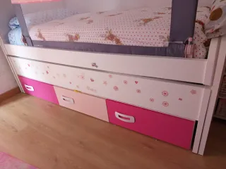 Cama Nido Blanca y Rosa