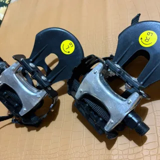 Pedales Bicicleta con Calapiés y Correas