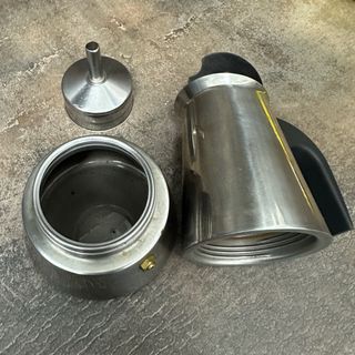 Cafetera Moka y Espumador de Leche