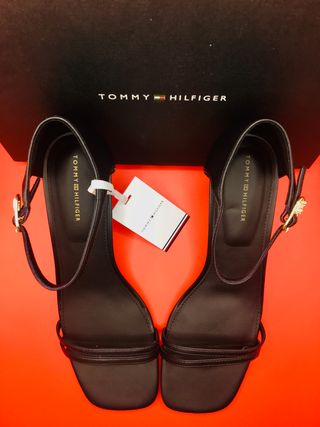 Tommy Hilfiger Sandalias Negras Tiras  100% Piel