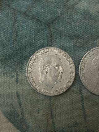 2 Monedas 50 Céntimos 1963 Española  10/unidad.