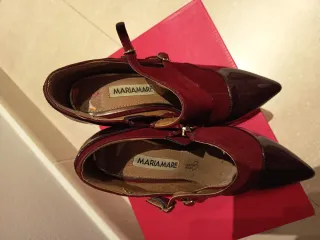 Zapatos de tacón mujer burdeos y burdeos oscuro