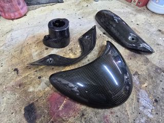 Piezas carbono Ducati 999 749