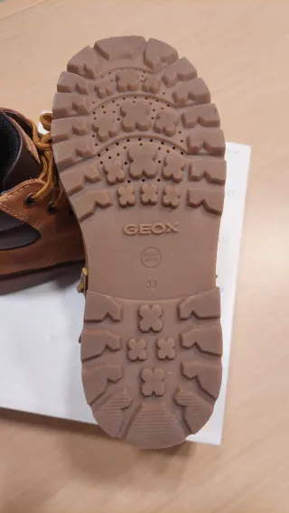 Botas Geox niña talla 33 A ESTRENAR