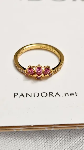 Anillo rapunzel . Lleva su caja y bolsa