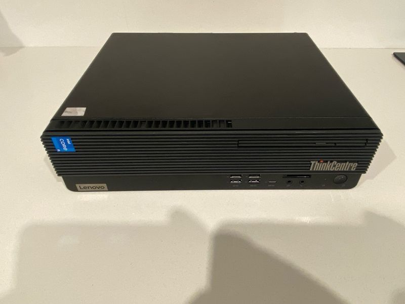 Lenovo ThinkCentre M70s 12DT con garantía