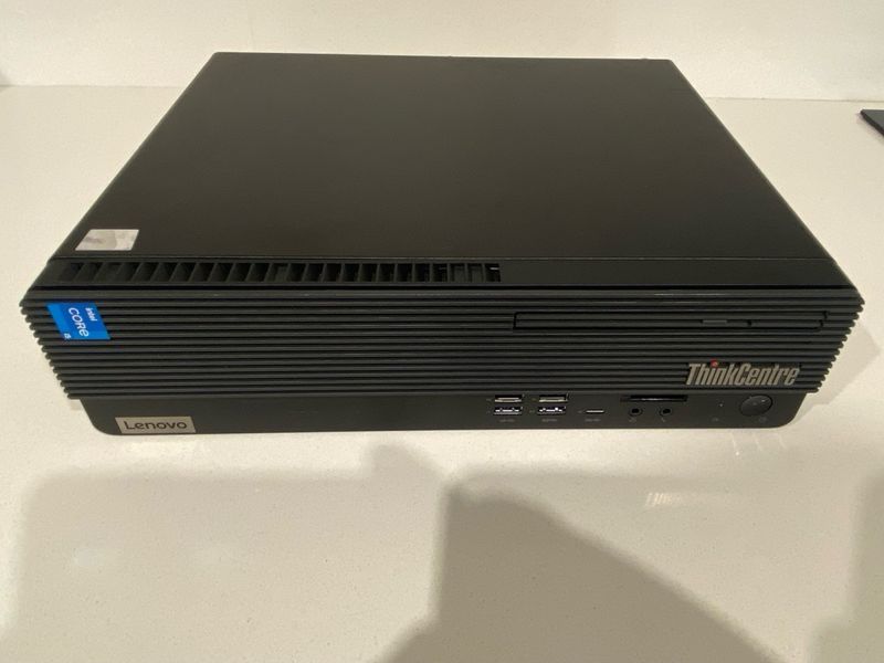 Lenovo ThinkCentre M70s 12DT con garantía afbeelding 2