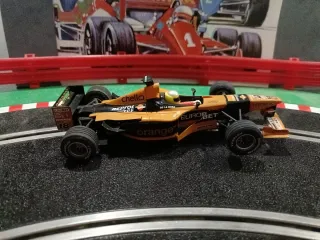 Scalextric Arrows F1 De la Rosa