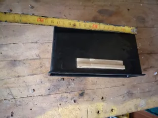 Guantera coche negra