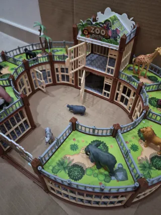 Parque Zoológico con 11 Animales