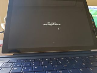 Microsoft Surface Pro 5 i5 7300U 4GB RAM 128GB SSD