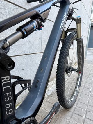 Bicicleta doble suspensión carbono Conway RLC 6.9
