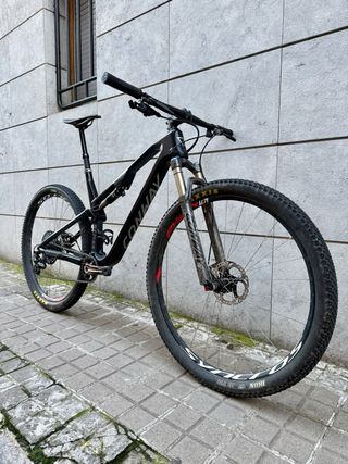 Bicicleta doble suspensión carbono Conway RLC 6.9