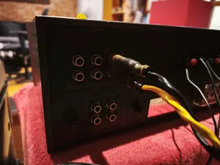 Amplificador Sanyo DCA 301 Plata. Recap