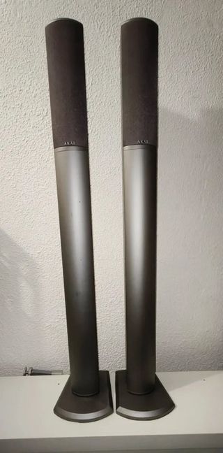 Altavoces Akai columna gris