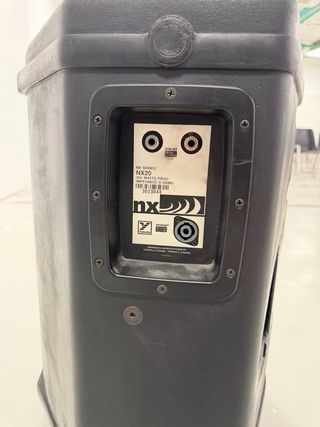 2 Altavoces Pasivos Yorkville 350watts. 8OHMS.