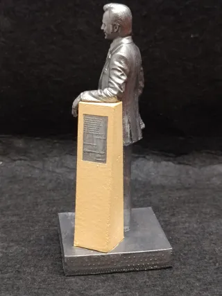 Figura Manolo Escobar