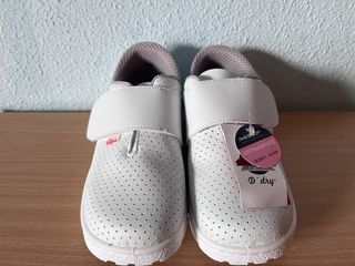 Zapato sanitario Dyan Talla 37 NUEVOS