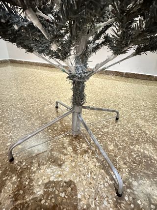 Árbol de Navidad con adornos