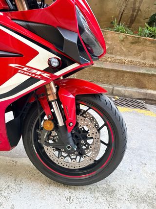 Honda CBR650R
