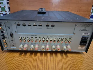 Primare SPA23 Amplificador Receptor AV Negro