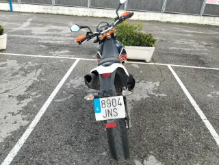 KTM 690 SMC-R Supermotard