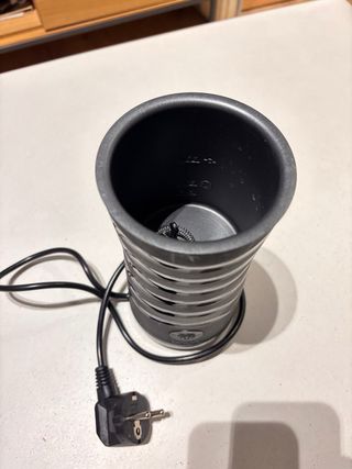 Cafetera Nespresso Krups Essenza Mini