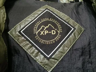 Chaqueta plumífero Superdry verde oliva