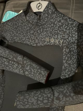 Neopreno Roxy 4:3mm Talla 6 Mujer