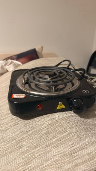 Hornillo Eléctrico Negro.