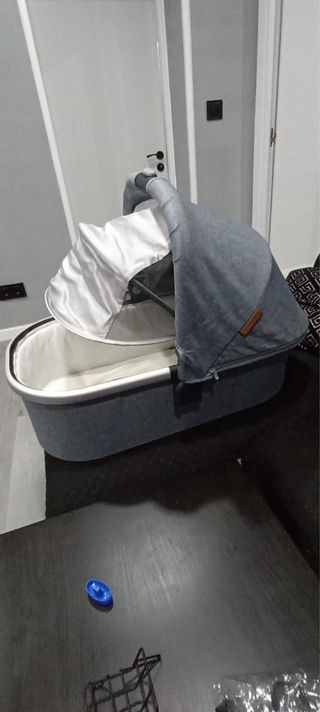 Cochecito de bebé UPPAbaby con capazo