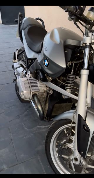 BMW R1200R