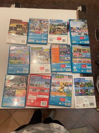 Nintendo Wii U con scatola