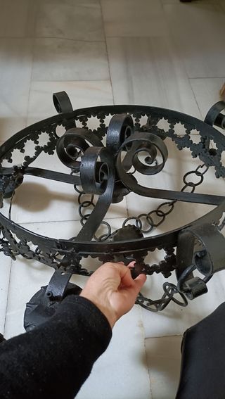 Lámpara de forja artesanal