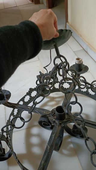 Lámpara de forja artesanal