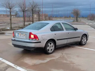 Volvo S60 2004