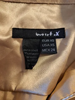 Blusa Zara Dorada Talla XS