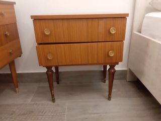 Cómoda y 2 mesillas vintage madera