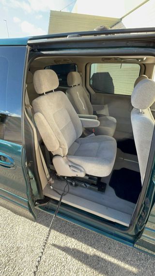 KIA Carnival 2006 Adaptada Minusválido