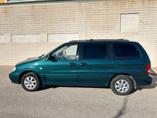 KIA Carnival 2006 Adaptada Minusválido