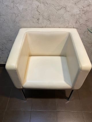 Mobiliario de peluquería completo.