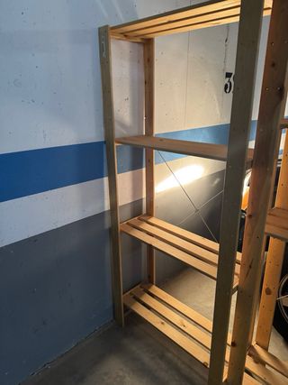2 Estanterías de madera