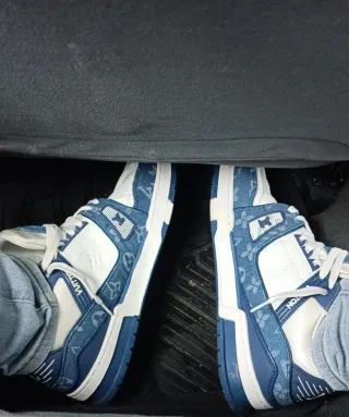 Zapatos Louis Vuitton Azules y Blancos