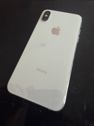 iPhone XS Plata • 64 GB